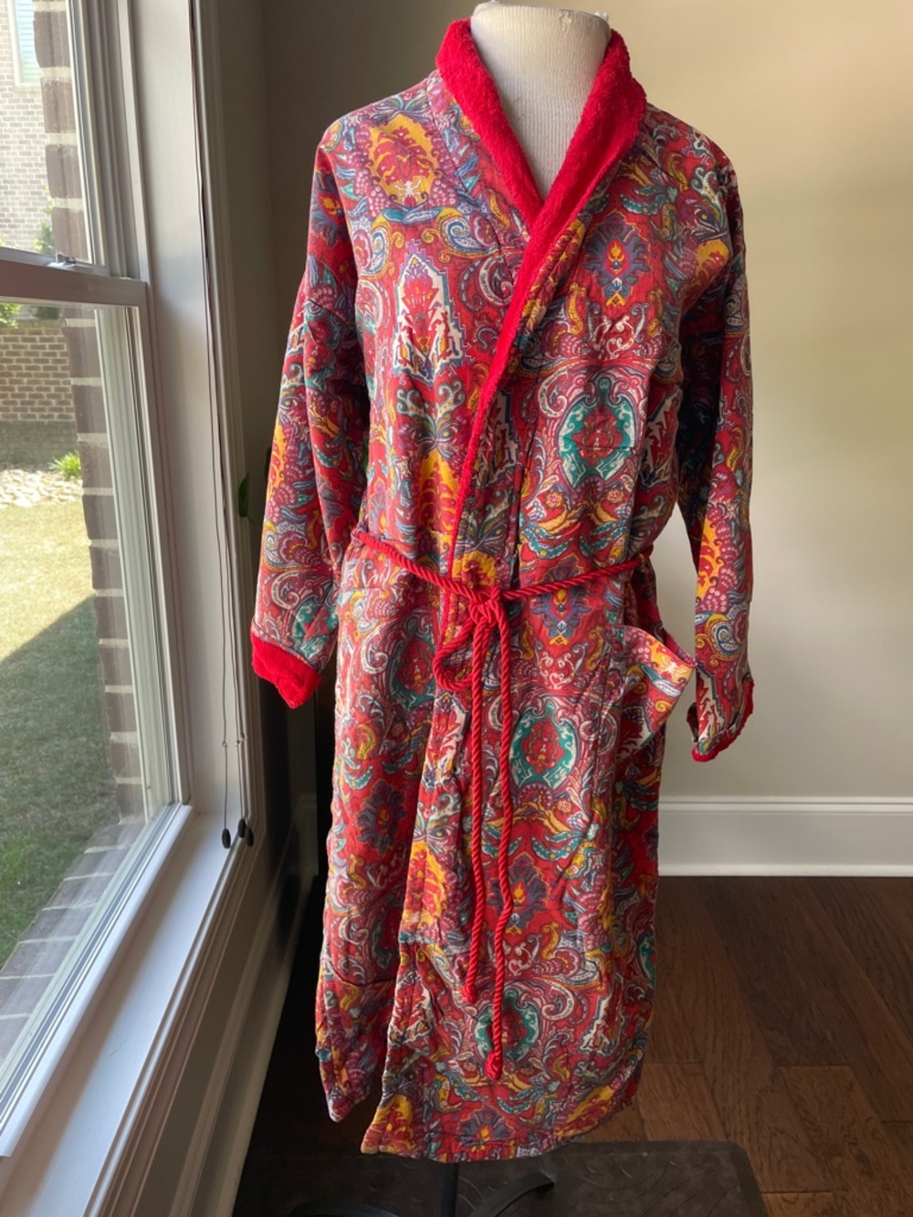 Victoria's Secret Red Multi Paisley Plush Shawl Collar Robe